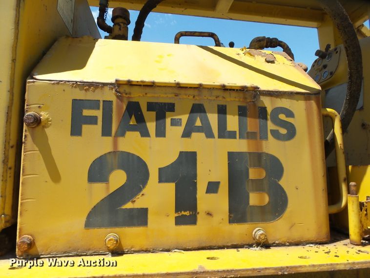 image for item DH7954 Fiat-Allis 21B  crawler dozer