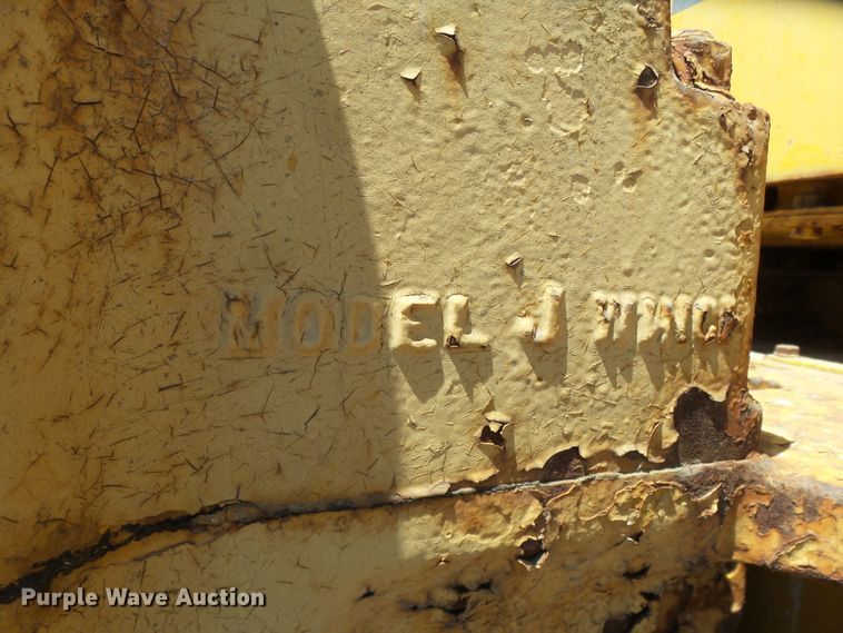 image for item DH7954 Fiat-Allis 21B  crawler dozer