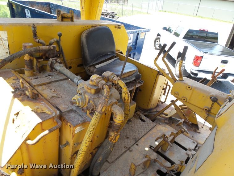 image for item DH7954 Fiat-Allis 21B  crawler dozer