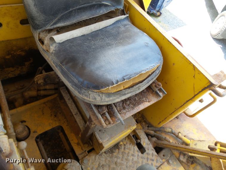 image for item DH7954 Fiat-Allis 21B  crawler dozer