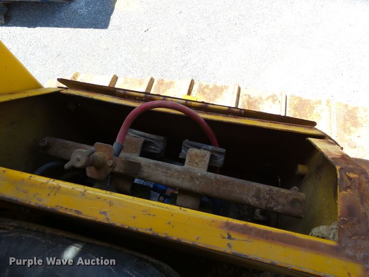 image for item DH7954 Fiat-Allis 21B  crawler dozer