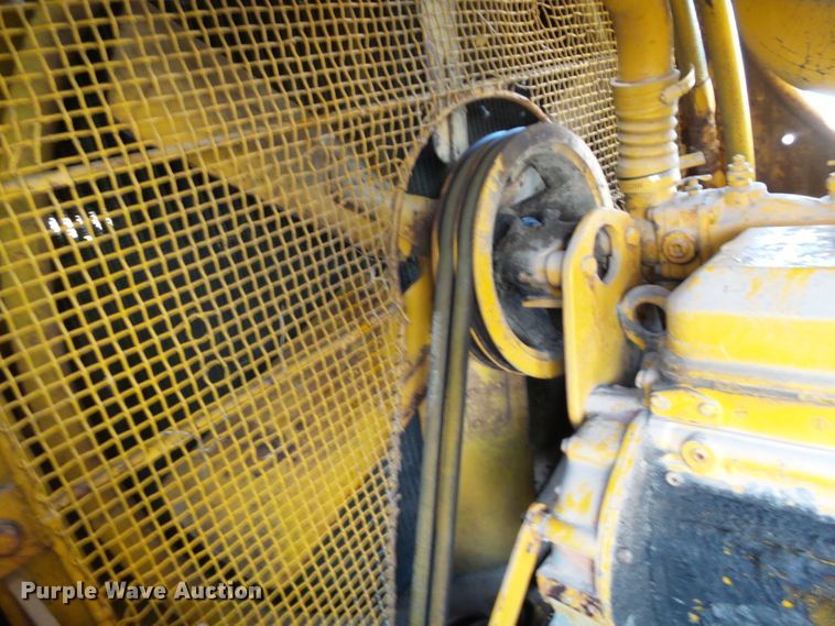 image for item DH7954 Fiat-Allis 21B  crawler dozer