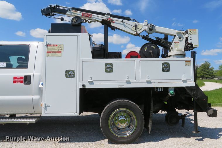 image for item DI2187 2012 Ford F550 Super Duty XL Crew Cab utility bed truck with crane