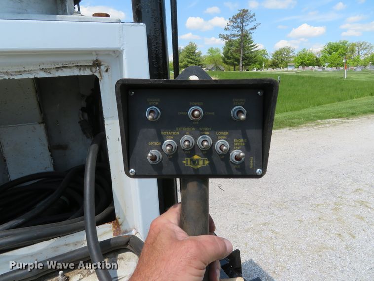 image for item DI2187 2012 Ford F550 Super Duty XL Crew Cab utility bed truck with crane