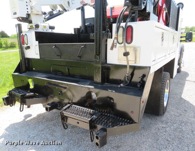 image for item DI2187 2012 Ford F550 Super Duty XL Crew Cab utility bed truck with crane
