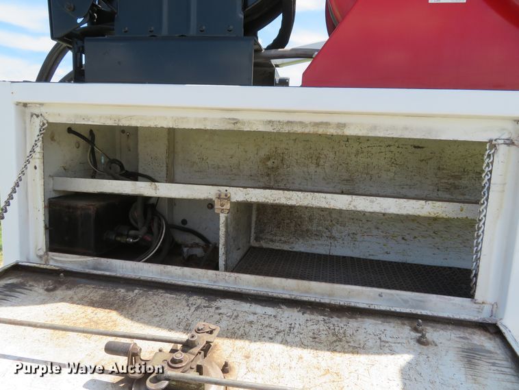 image for item DI2187 2012 Ford F550 Super Duty XL Crew Cab utility bed truck with crane