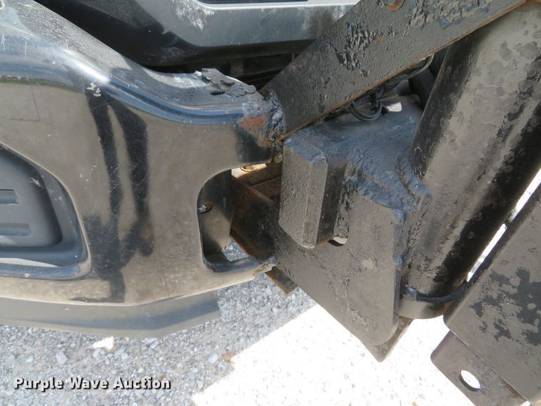 image for item DI2187 2012 Ford F550 Super Duty XL Crew Cab utility bed truck with crane