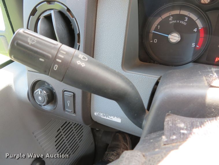 image for item DI2187 2012 Ford F550 Super Duty XL Crew Cab utility bed truck with crane