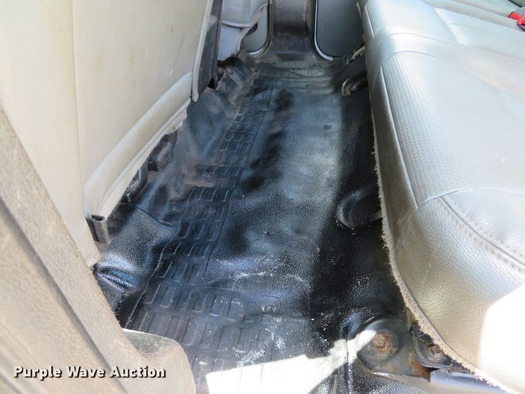 image for item DI2187 2012 Ford F550 Super Duty XL Crew Cab utility bed truck with crane