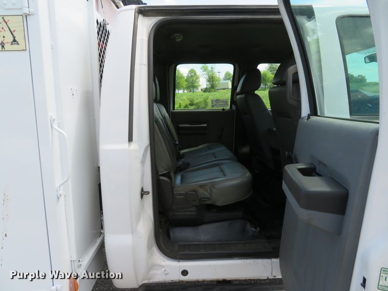 image for item DI2187 2012 Ford F550 Super Duty XL Crew Cab utility bed truck with crane