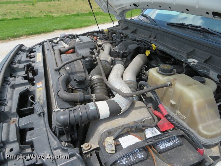 image for item DI2187 2012 Ford F550 Super Duty XL Crew Cab utility bed truck with crane