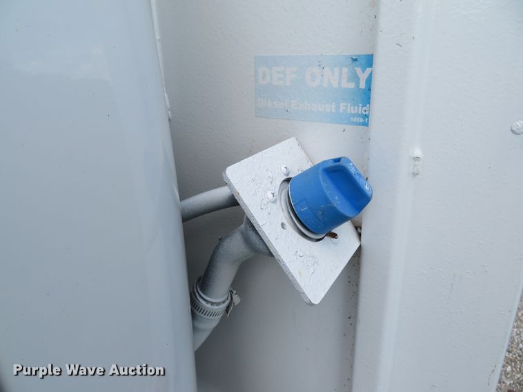 image for item DI2187 2012 Ford F550 Super Duty XL Crew Cab utility bed truck with crane