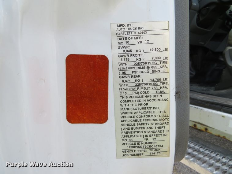 image for item DI2187 2012 Ford F550 Super Duty XL Crew Cab utility bed truck with crane