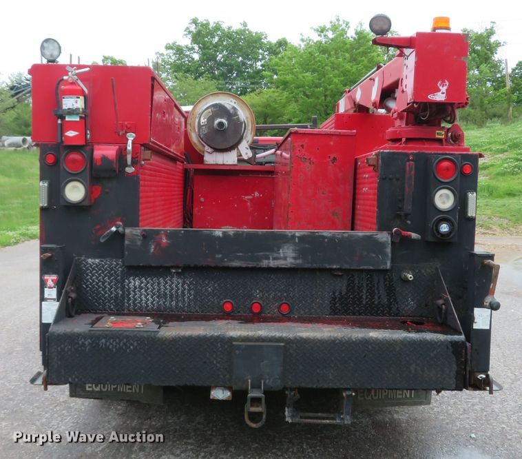 image for item DI2205 2000 Ford F550 Super Duty XL  service truck