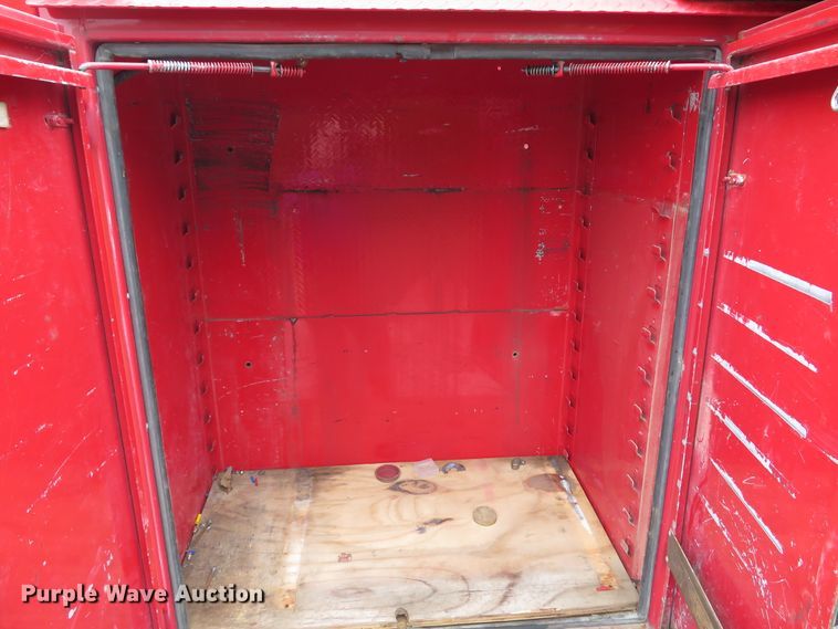 image for item DI2205 2000 Ford F550 Super Duty XL  service truck