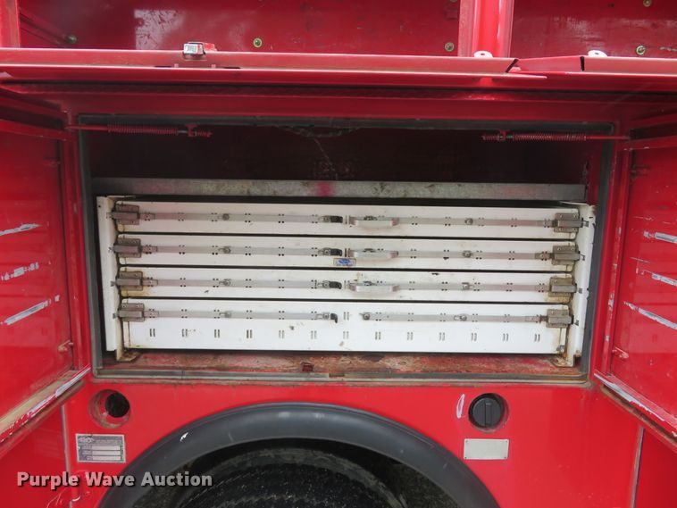 image for item DI2205 2000 Ford F550 Super Duty XL  service truck