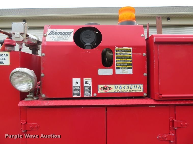 image for item DI2205 2000 Ford F550 Super Duty XL  service truck