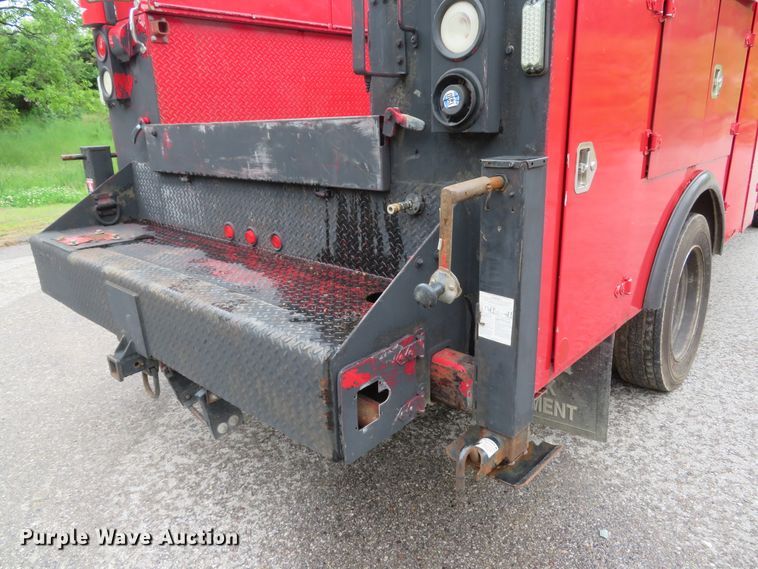image for item DI2205 2000 Ford F550 Super Duty XL  service truck