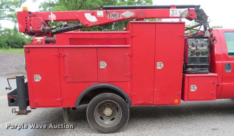 image for item DI2205 2000 Ford F550 Super Duty XL  service truck