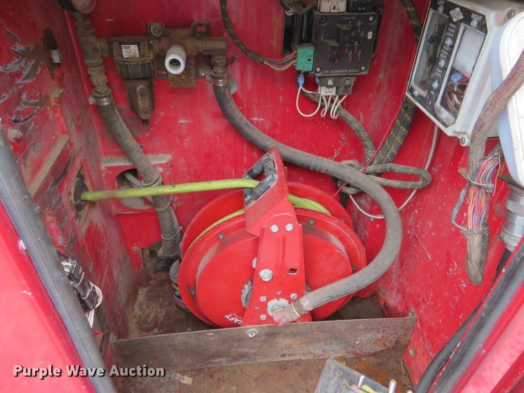 image for item DI2205 2000 Ford F550 Super Duty XL  service truck