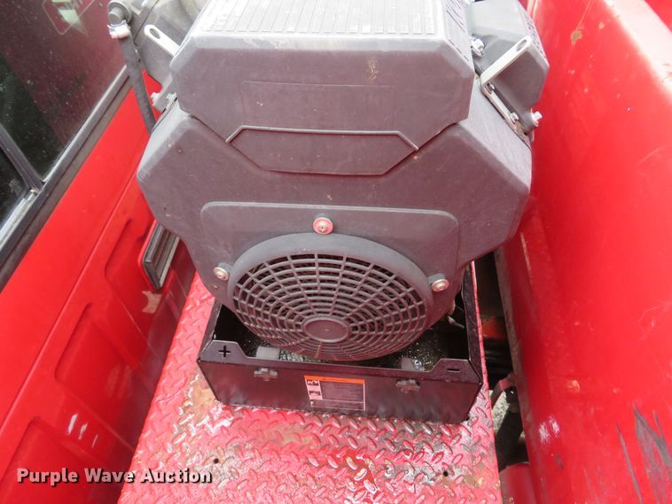 image for item DI2205 2000 Ford F550 Super Duty XL  service truck