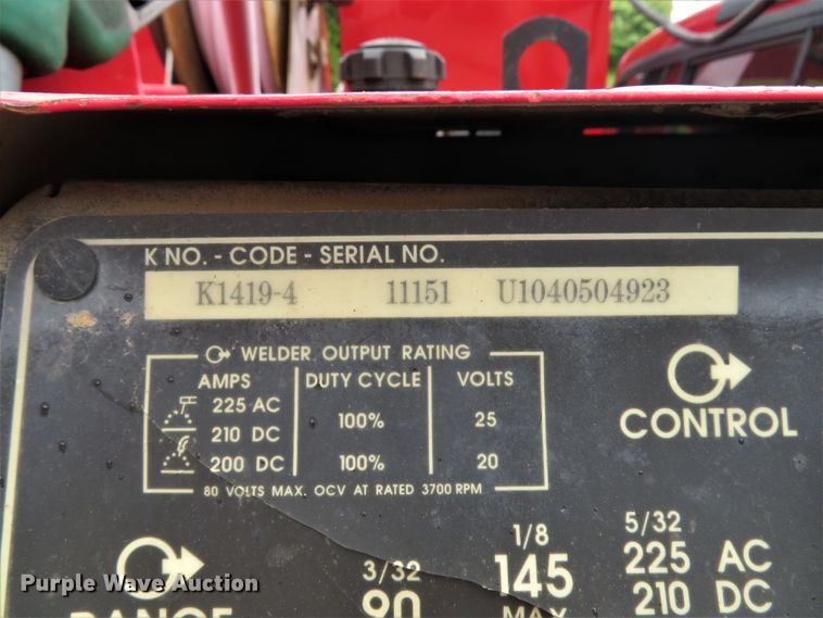 image for item DI2205 2000 Ford F550 Super Duty XL  service truck