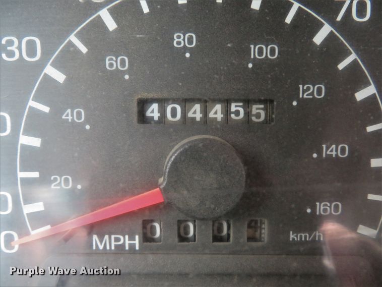 image for item DI2205 2000 Ford F550 Super Duty XL  service truck