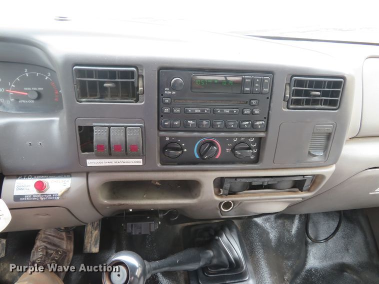 image for item DI2205 2000 Ford F550 Super Duty XL  service truck