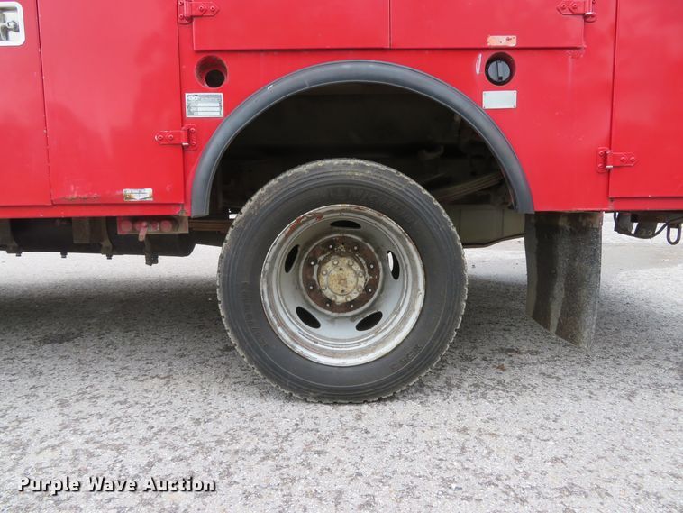 image for item DI2205 2000 Ford F550 Super Duty XL  service truck
