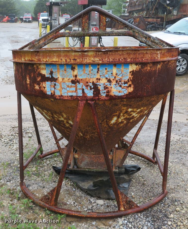 image for item DI2206 Gar-Bro 454-R concrete bucket