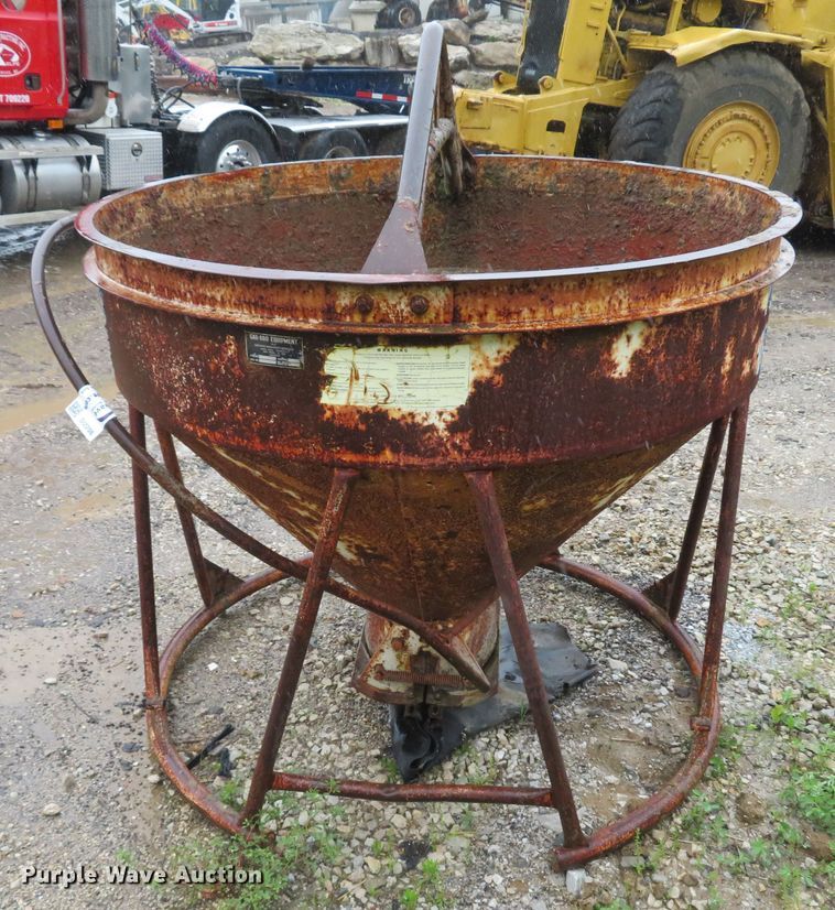 image for item DI2206 Gar-Bro 454-R concrete bucket