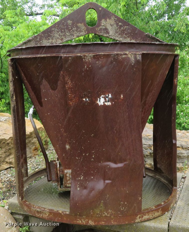 image for item DI2207 Gar-Bro 433-G concrete bucket