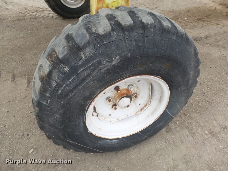 image for item EF9614 Gomaco PAV-65 drum finisher