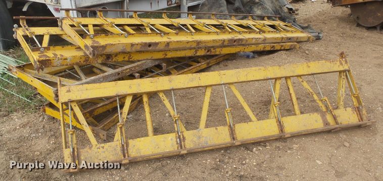 image for item EF9614 Gomaco PAV-65 drum finisher