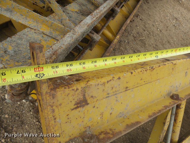 image for item EF9614 Gomaco PAV-65 drum finisher