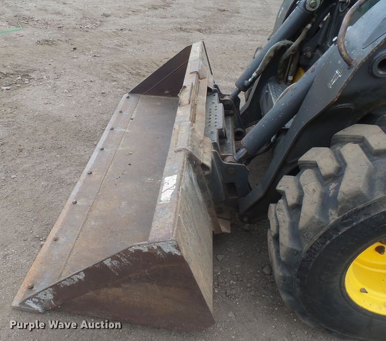 image for item EF9623 2012 New Holland L230  skid steer loader