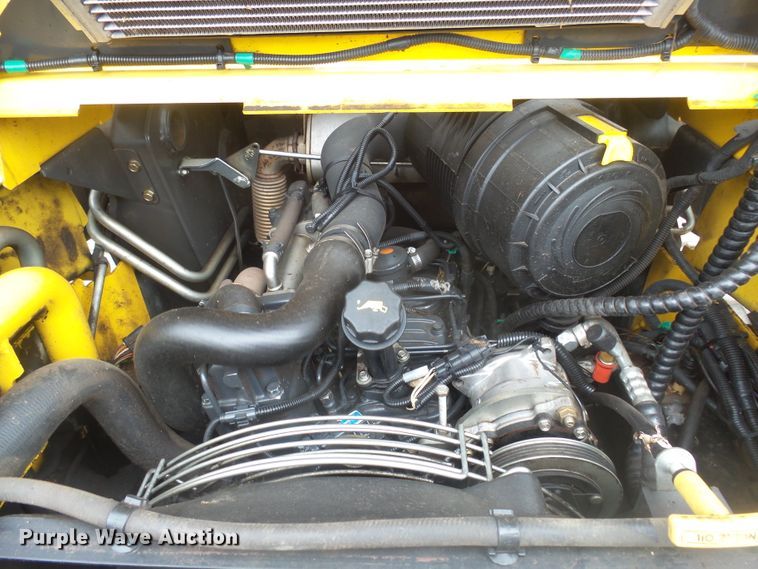 image for item EF9623 2012 New Holland L230  skid steer loader