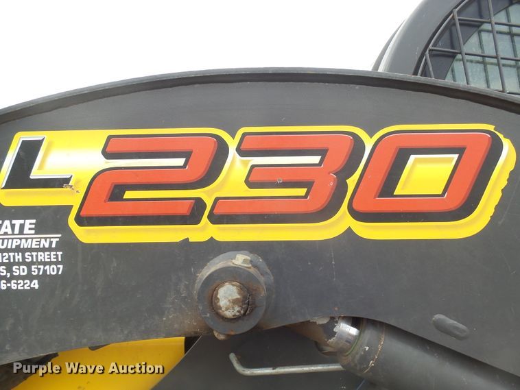 image for item EF9623 2012 New Holland L230  skid steer loader