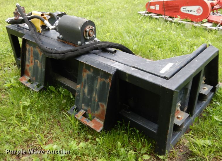 image for item EK9219 Remlinger PFM-700-70 skid steer vibratory screen bucket