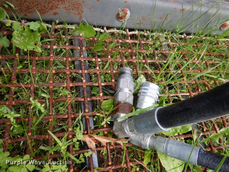 image for item EK9219 Remlinger PFM-700-70 skid steer vibratory screen bucket