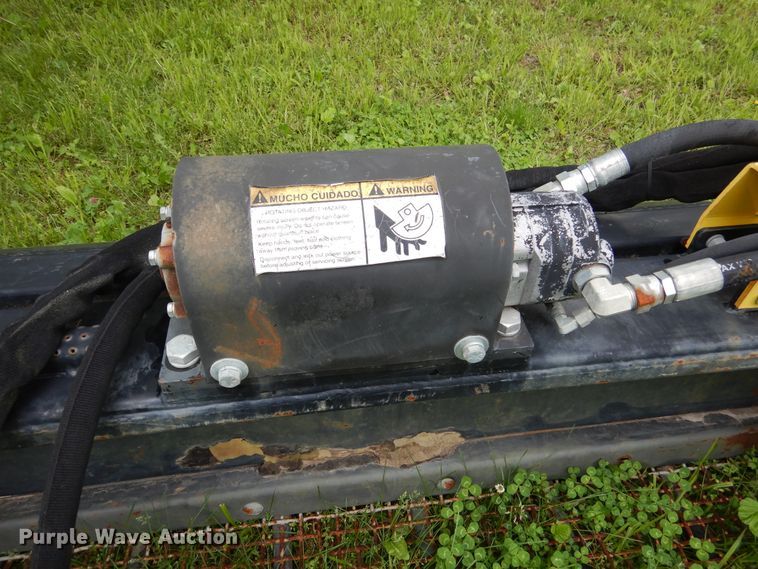 image for item EK9219 Remlinger PFM-700-70 skid steer vibratory screen bucket