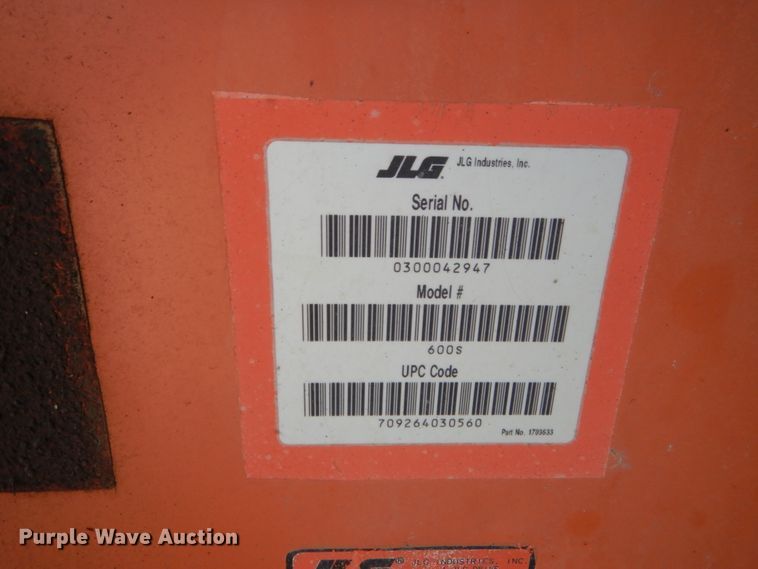 image for item EK9227 1999 JLG 600S  boom lift