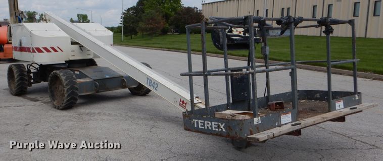 image for item EK9229 1999 Terex TB42  boom lift
