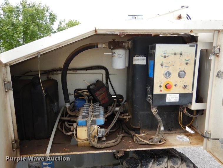 image for item EK9229 1999 Terex TB42  boom lift