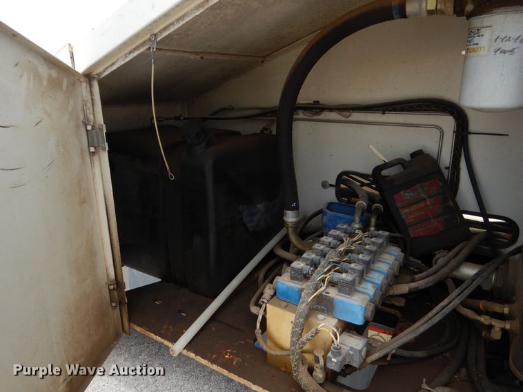 image for item EK9229 1999 Terex TB42  boom lift