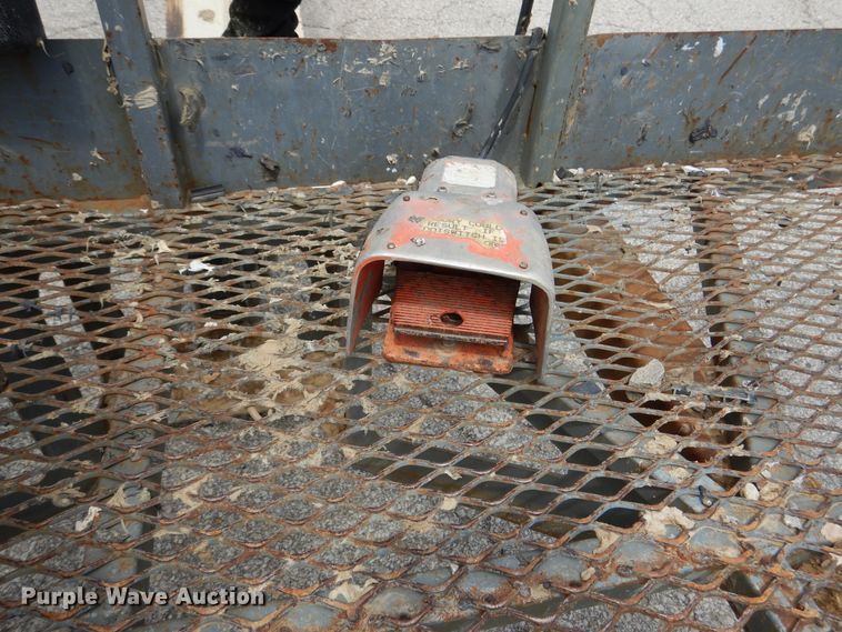 image for item EK9229 1999 Terex TB42  boom lift