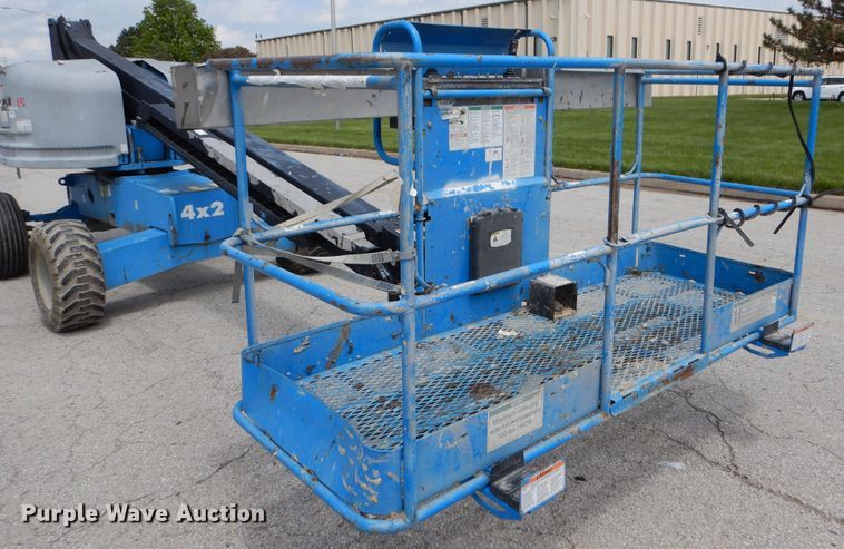 image for item EK9230 1999 Genie S40  boom lift