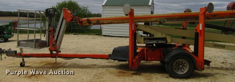 image for item FD9437 2012 JLG T500J  boom lift