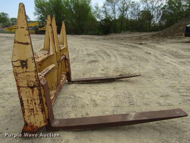 image for item FD9438 Rockland CFHD-WA320-5 pallet forks