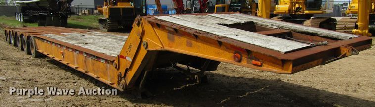 image for item FD9439 1986 Load King lowboy equipment trailer